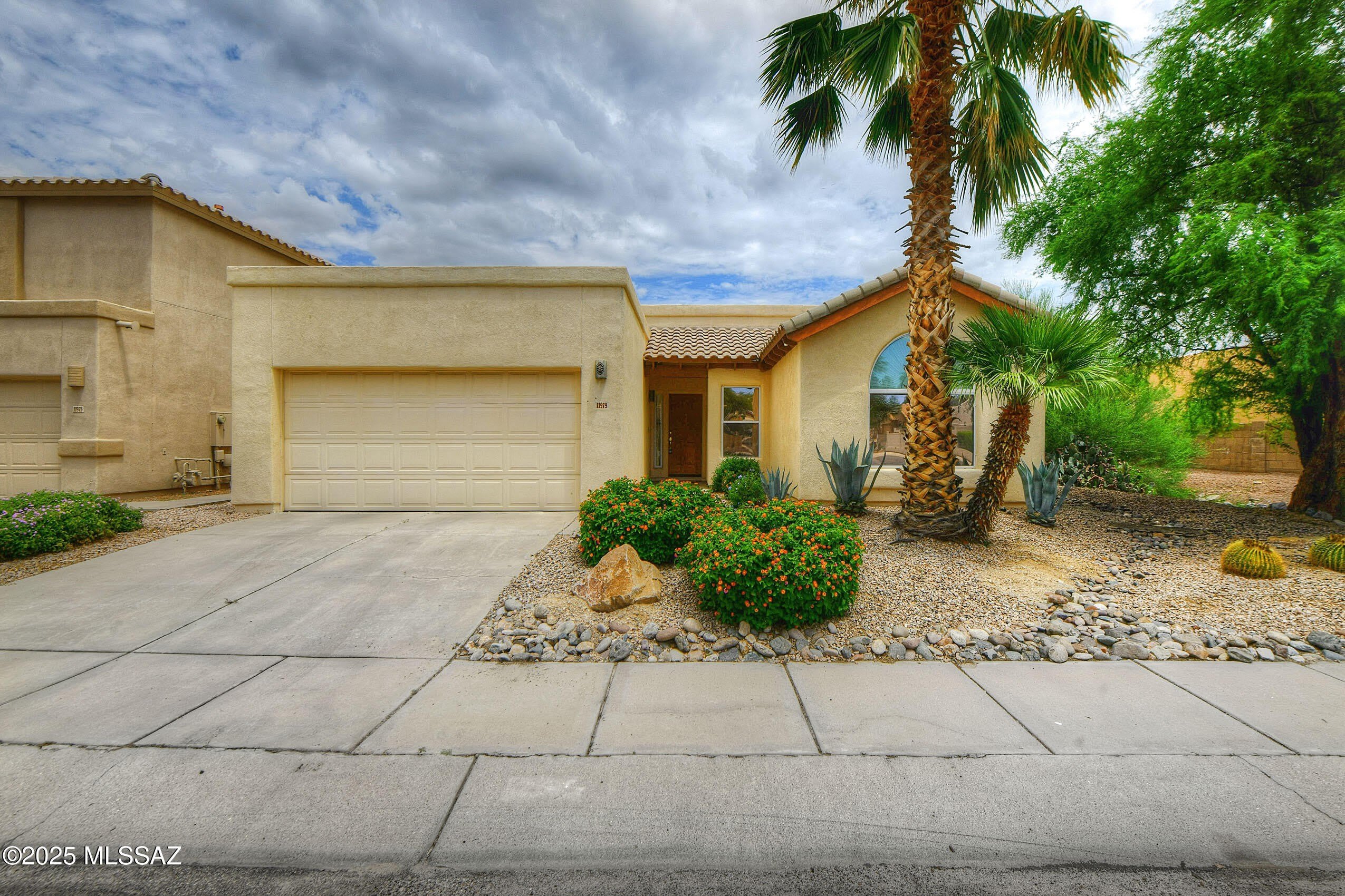 11979 N Labyrinth Drive – photo 2