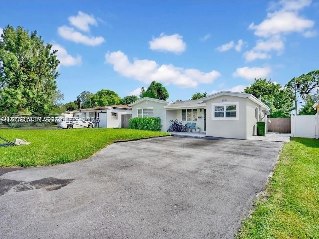 6930 SW 12th St – photo 2