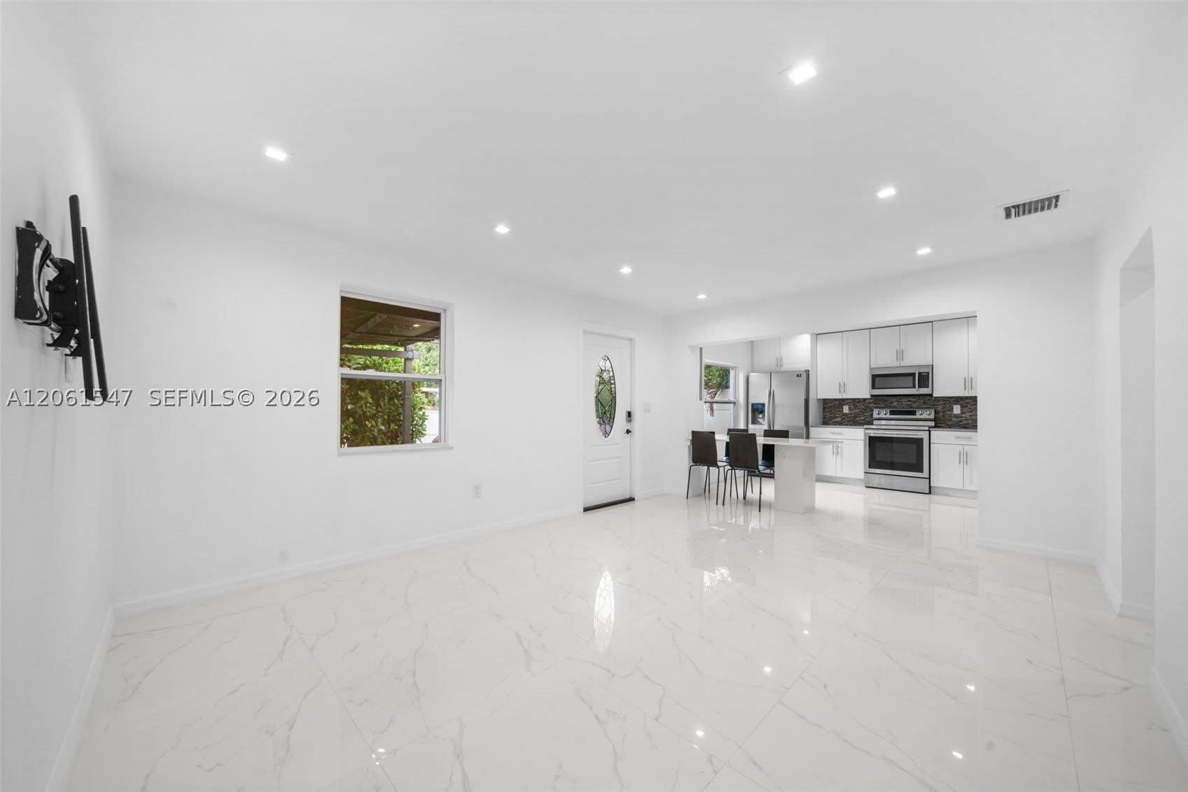 524 NW 10th St – photo 5