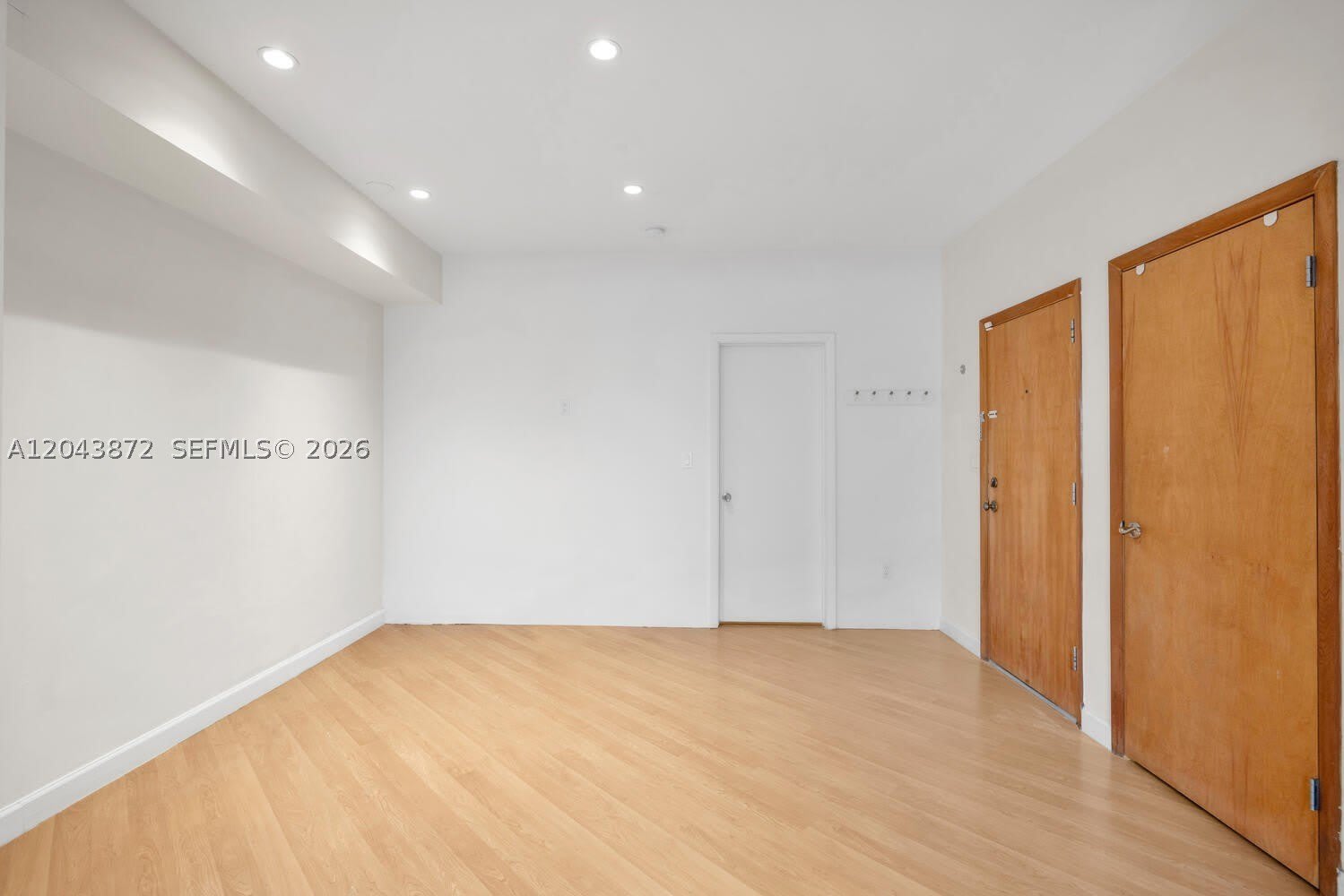 305 Jefferson Ave – photo 5