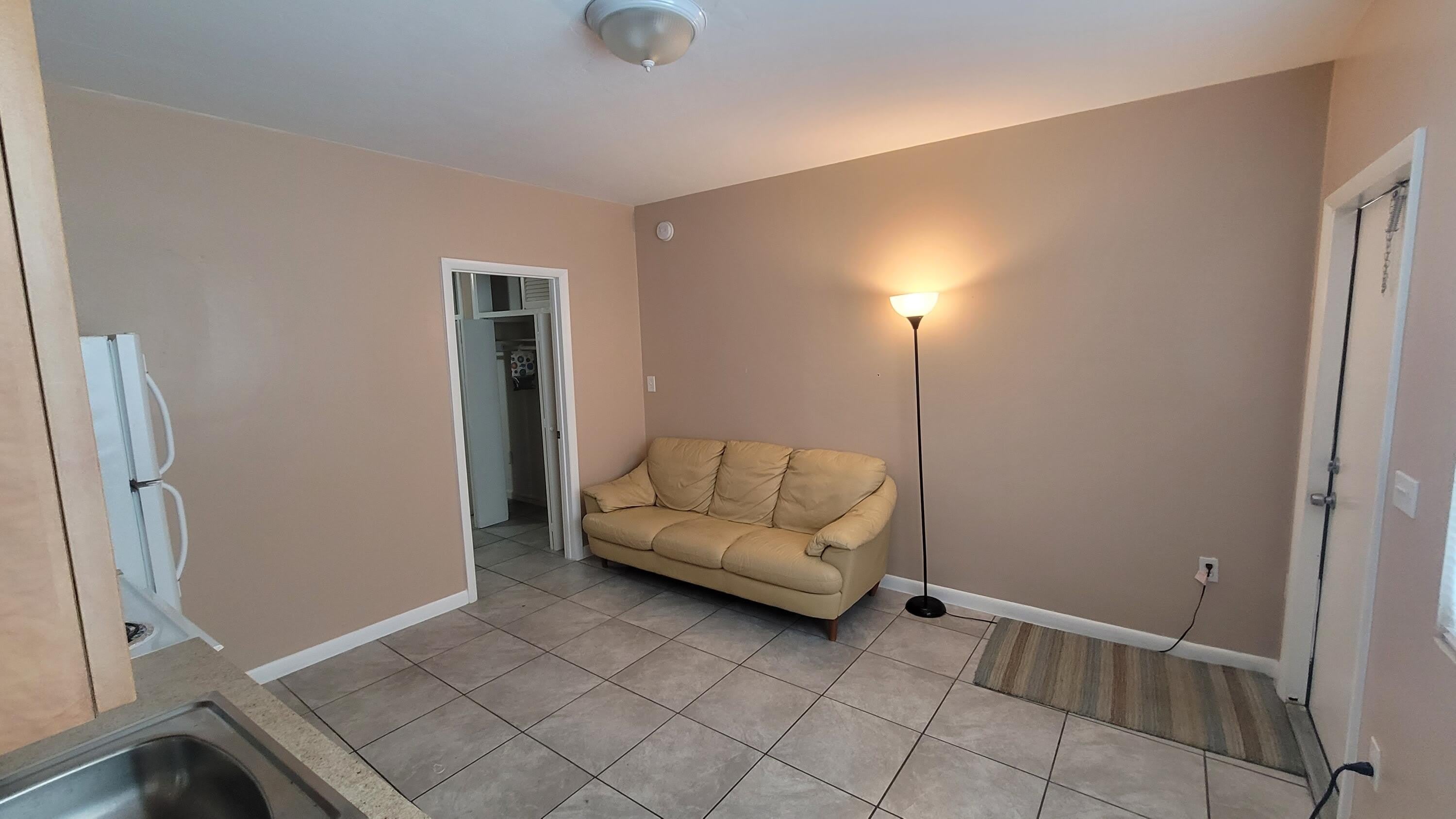 195 Gardenia Street – photo 5