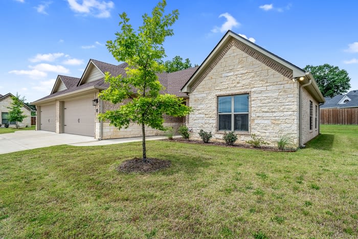 501 Kidd Drive – photo 1