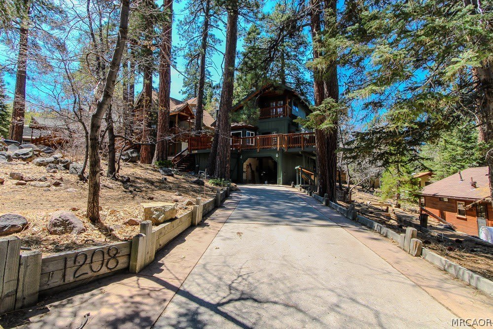 1208 Aspen Drive – photo 1