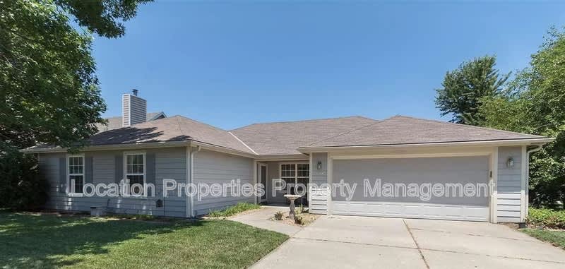 4104 Saddlehorn Drive – photo 1