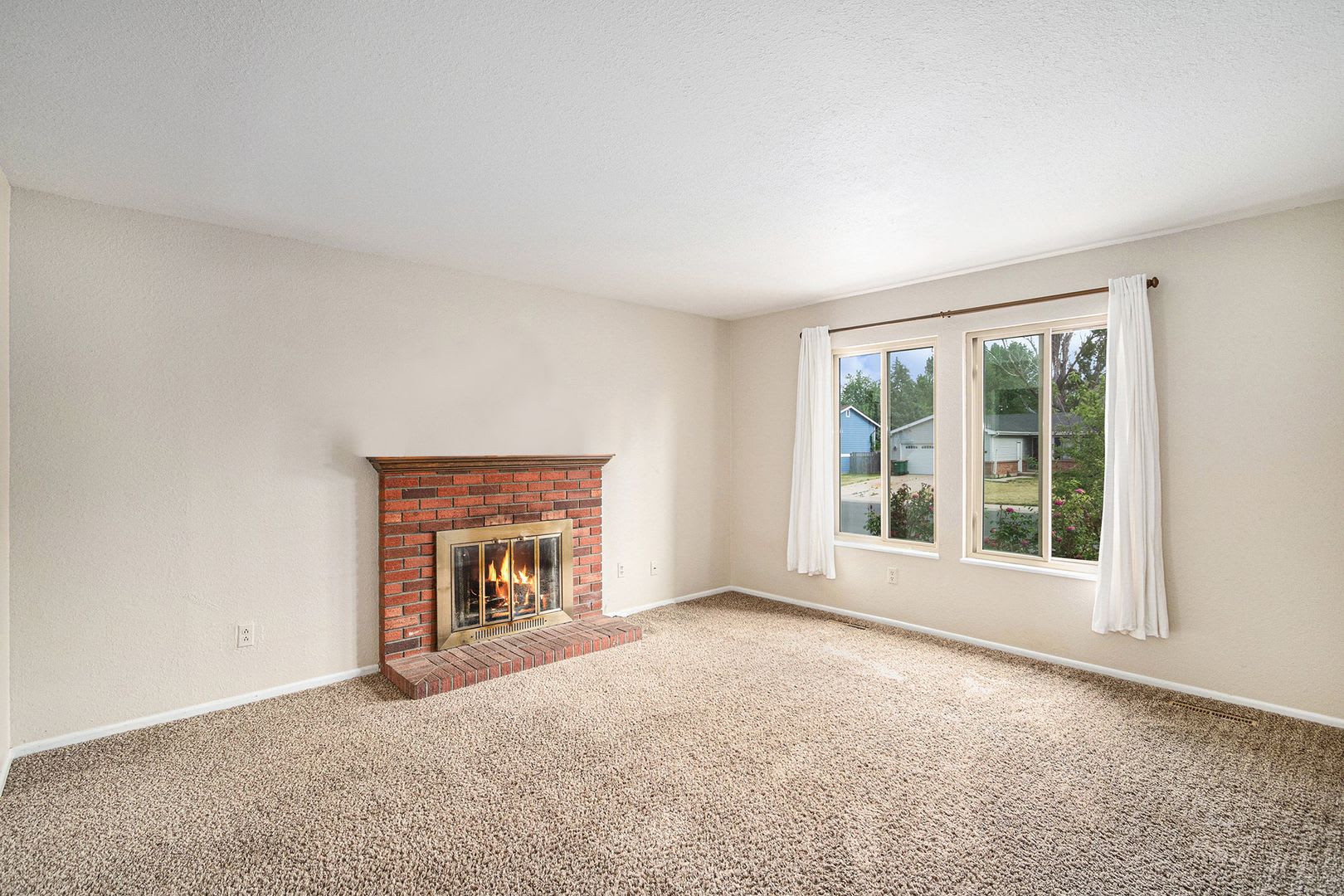 Updated 4-Bedroom Home in Village East – Available Now! – photo 2