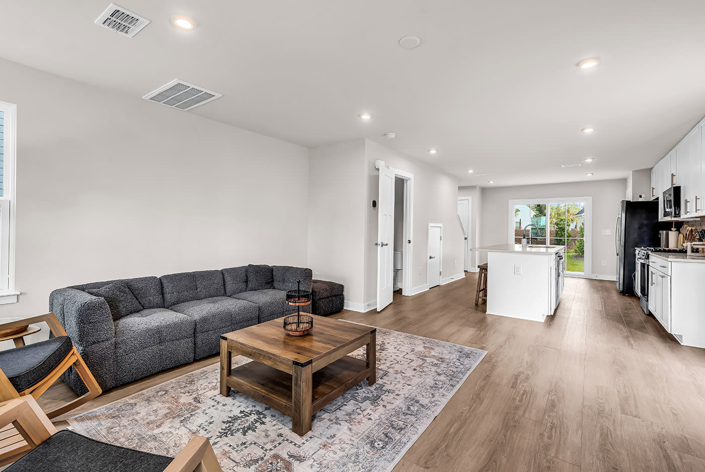 2504 Rowyn Street – photo 3