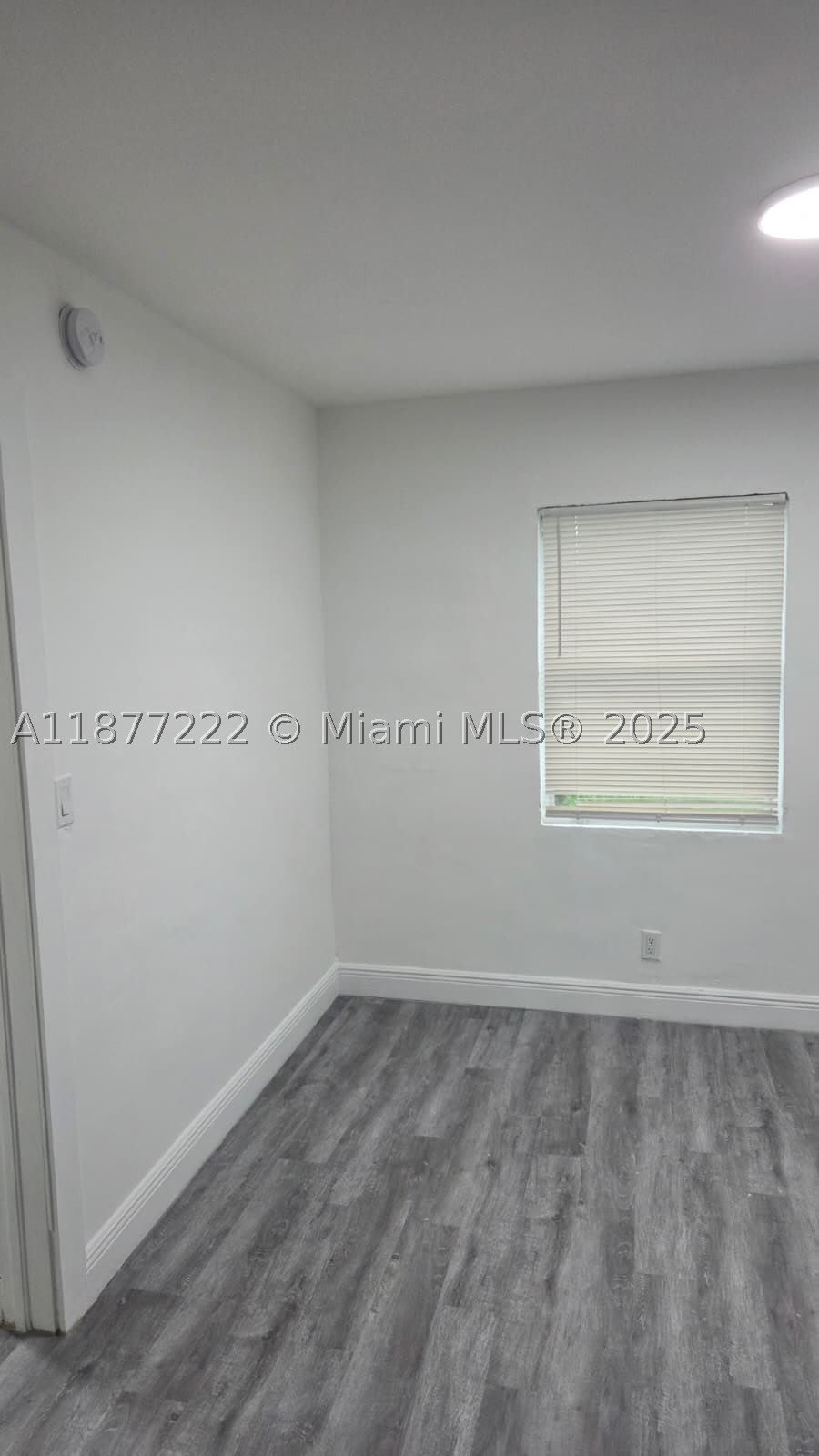 855 Nw 3Rd Ter – photo 3