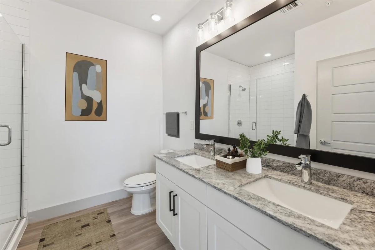 8529 Burnet Rd – photo 3