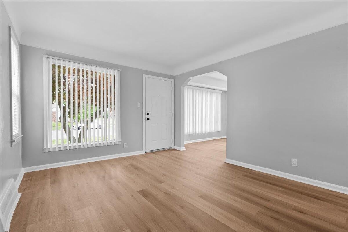 19953 Regent Drive – photo 3