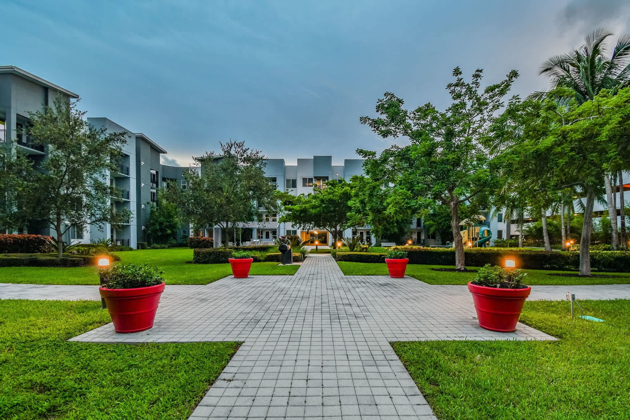 Congress Grove – photo 4