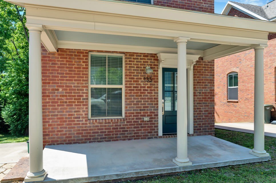 135 E South Street – photo 3