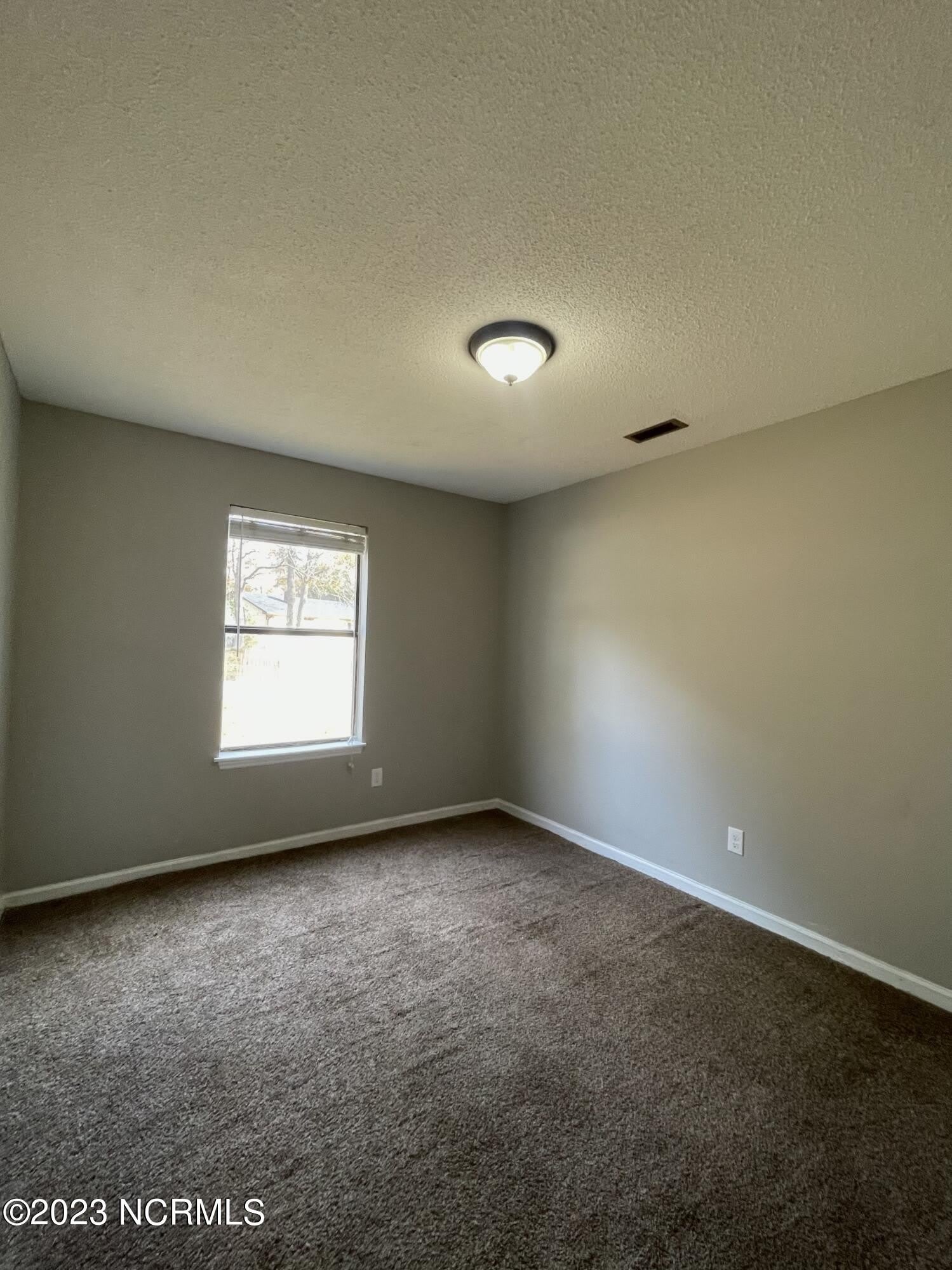 1002 Stillwood Circle – photo 2