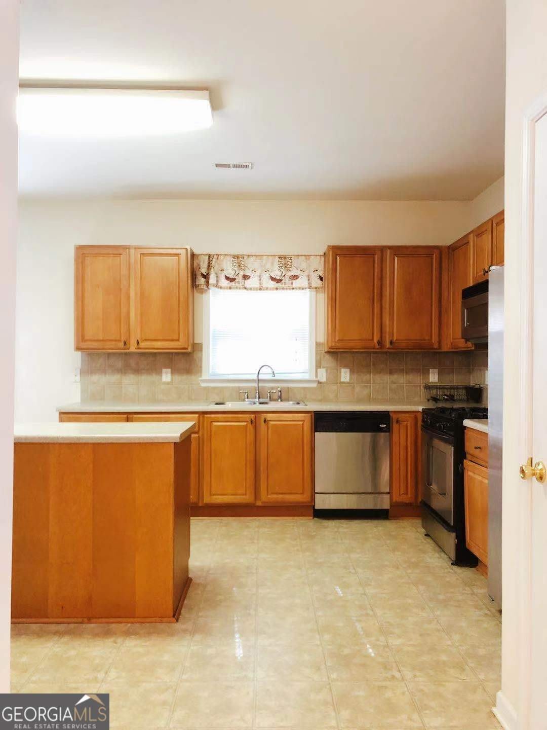 95 Carlisle Street – photo 5