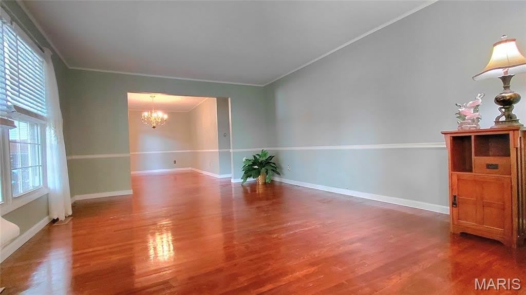 874 Hollyridge Drive – photo 5