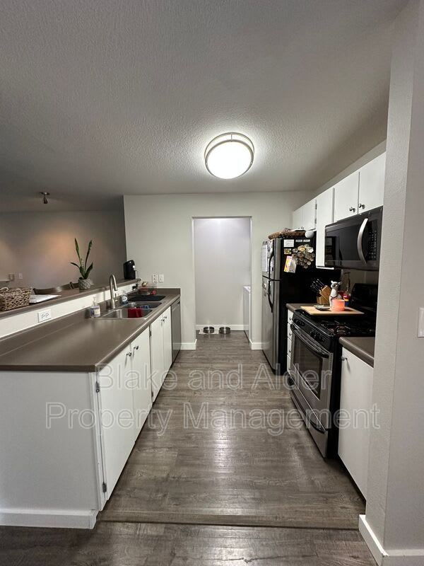 15076 NW Central Dr – photo 4