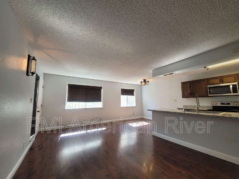 10 La Pera Ct – photo 2