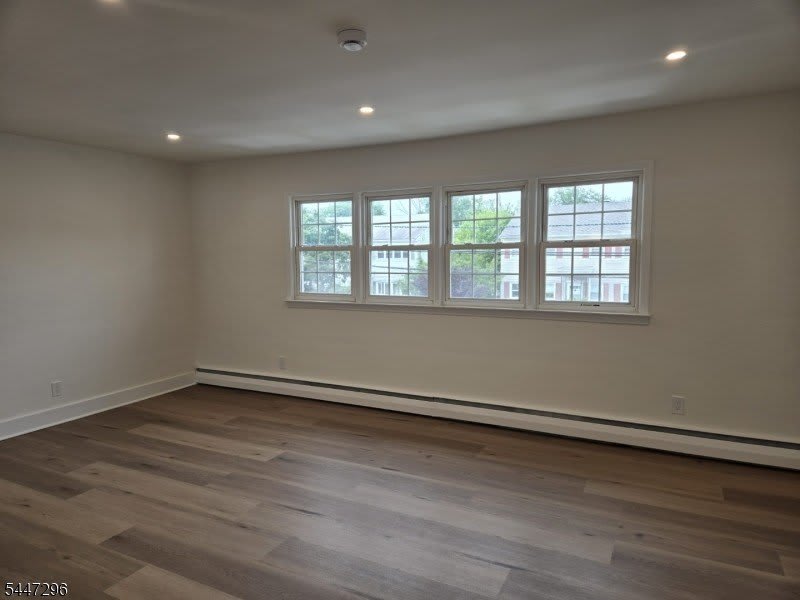 832 Dewey St – photo 4