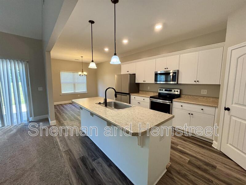 214 McDuffie Circle – photo 4