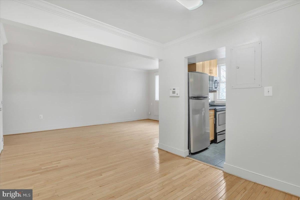 2850 HARTFORD Street SE – photo 2