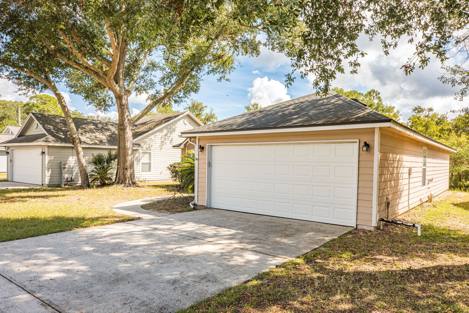 Furnished Rental in Ashley Manors! – photo 3