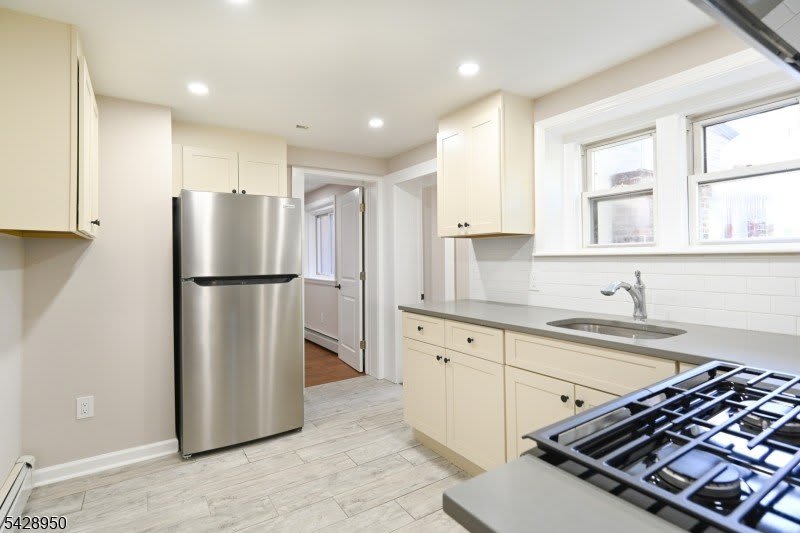 285 Orchard Ter – photo 5