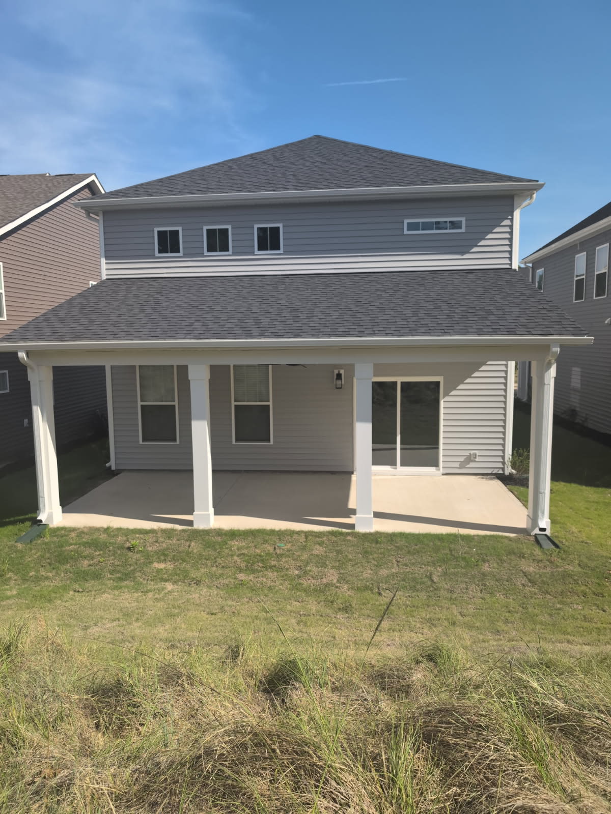 1049 Nadine Way – photo 5