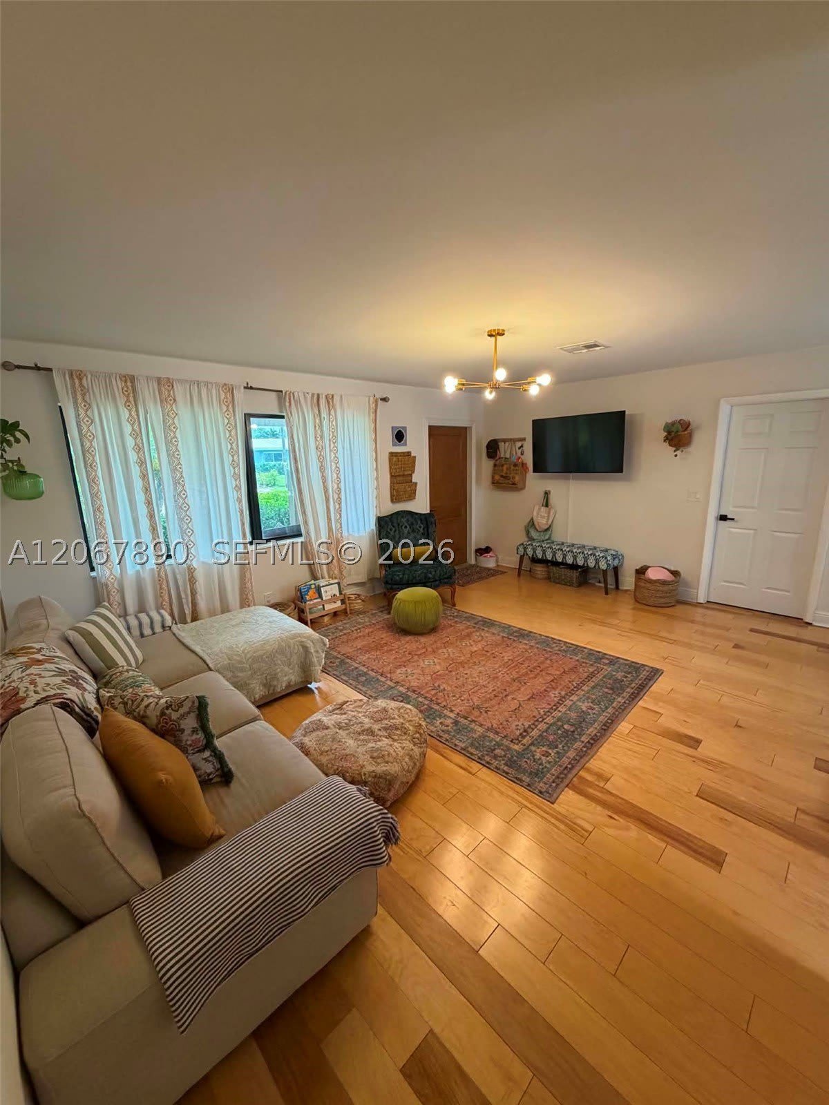 401 SE 3rd Pl – photo 4