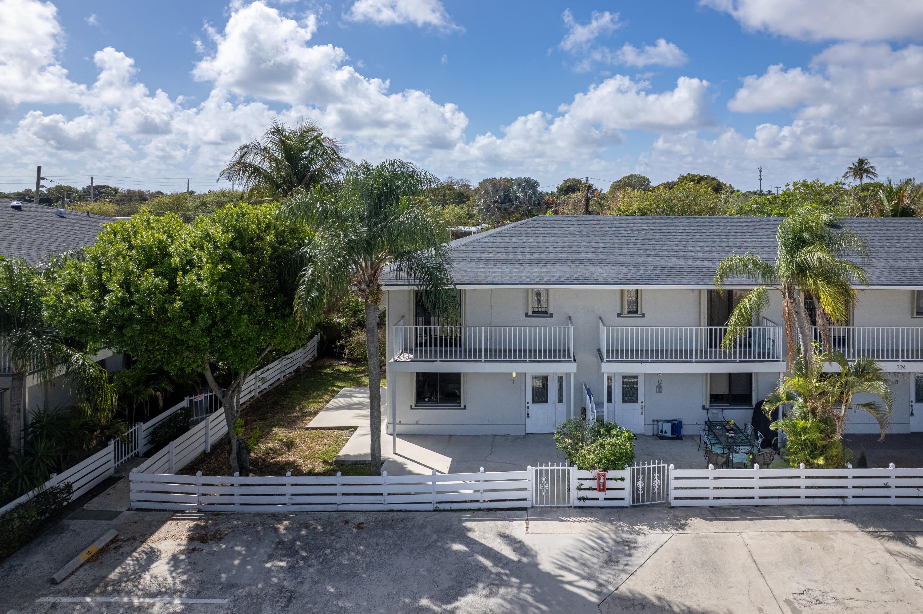 324 W PINE Street – photo 4