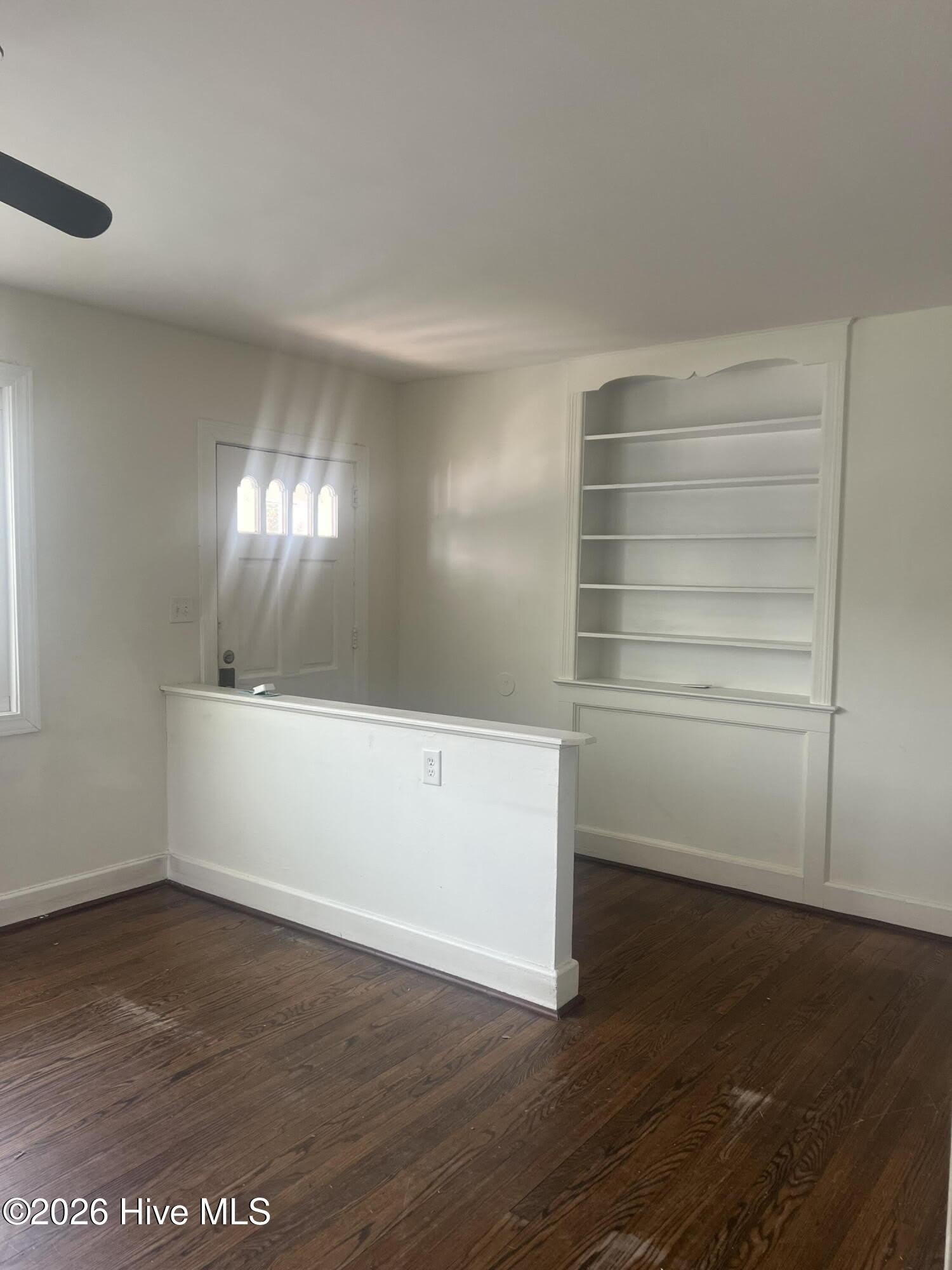 609 E 11th Street – photo 4