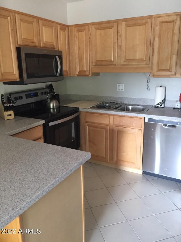 37616 N Tranquil Trail – photo 1