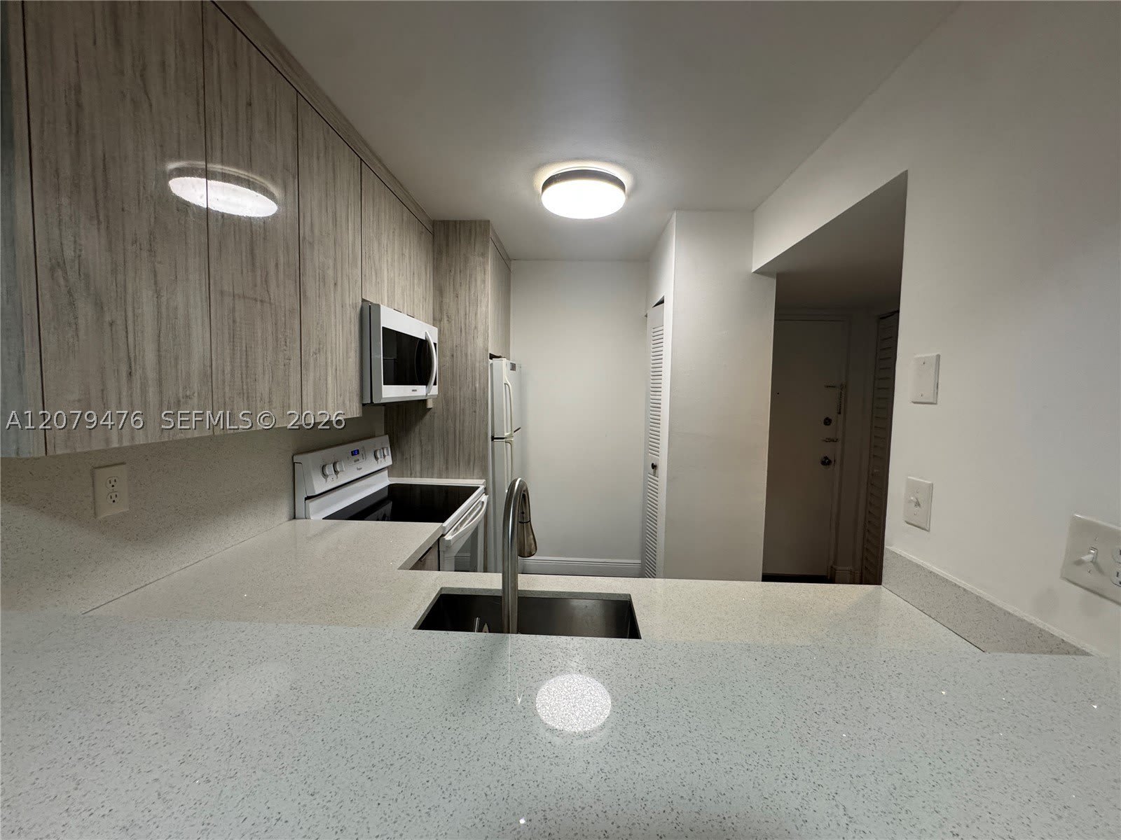8002 SW 149th Ave – photo 4