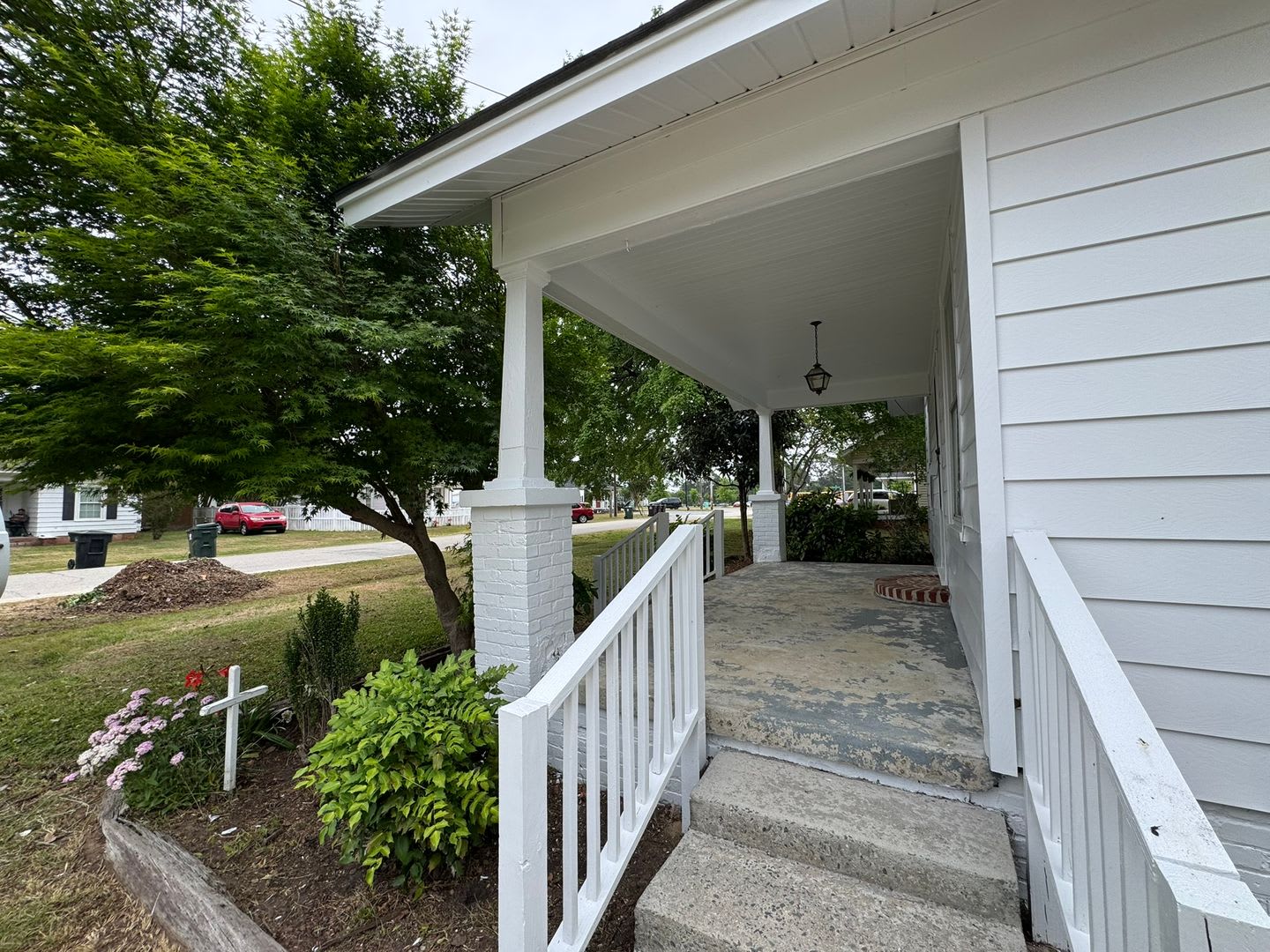 Downtown Living With Spacious Backyard – photo 5