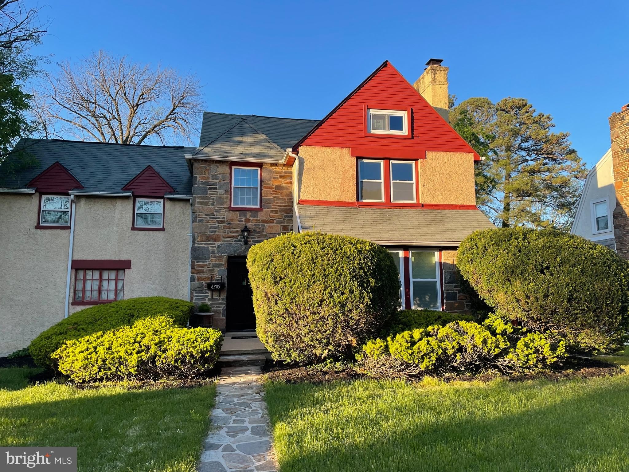 6305 E FORDHAM Drive – photo 1