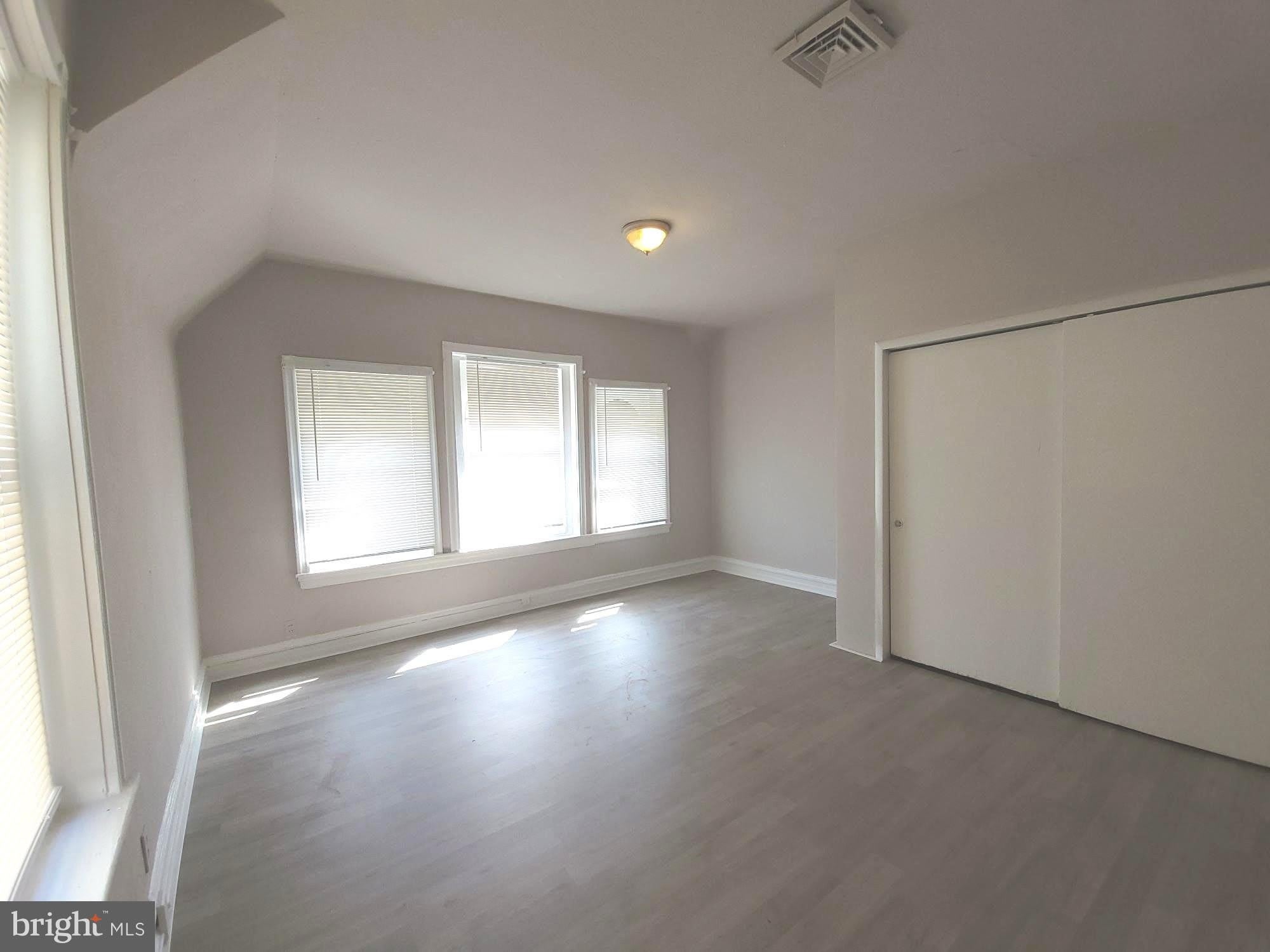 818 WYNNEWOOD Road – photo 5