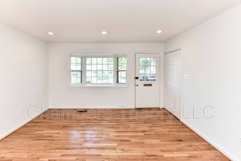 1020 S. Hoga Rd. – photo 2