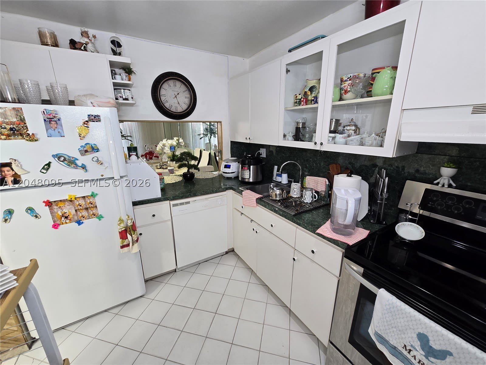 1555 W 44th Pl – photo 5