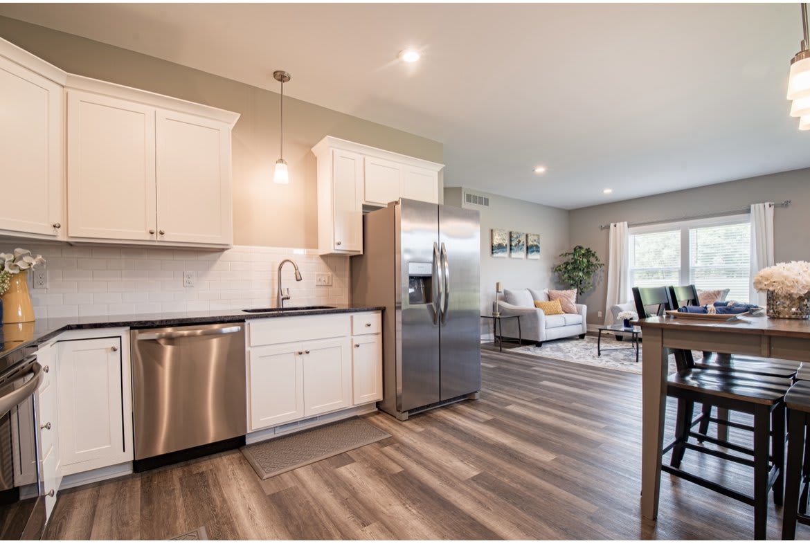 10 Percy Drive – photo 4