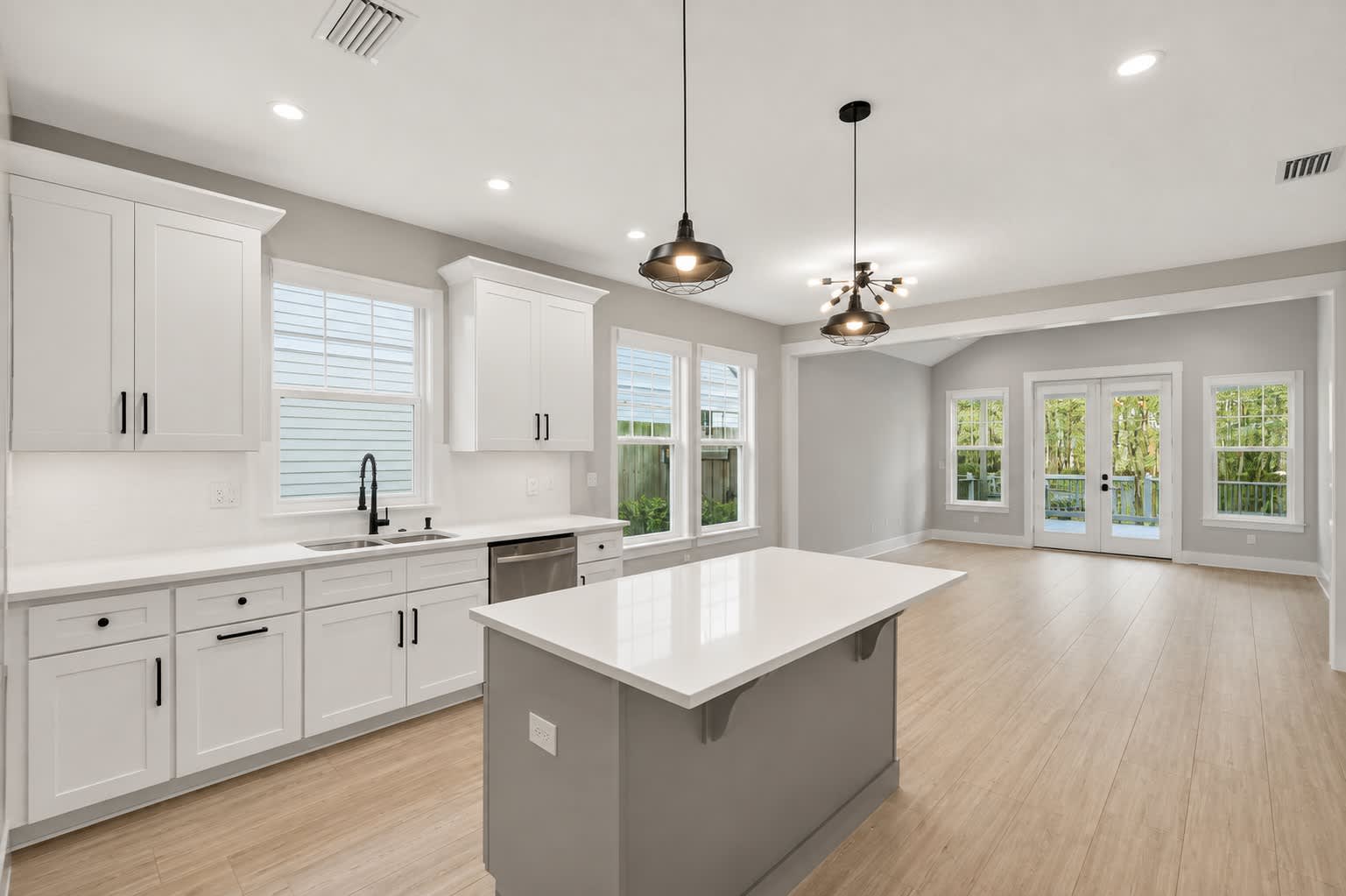 3 Solano Avenue – photo 4