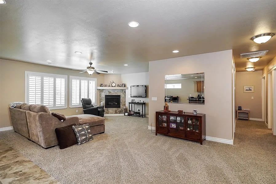 790 East 200 South – photo 3