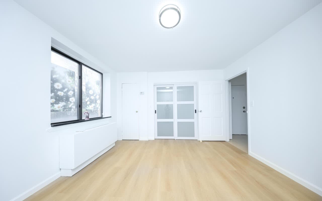 420 64th St – photo 4