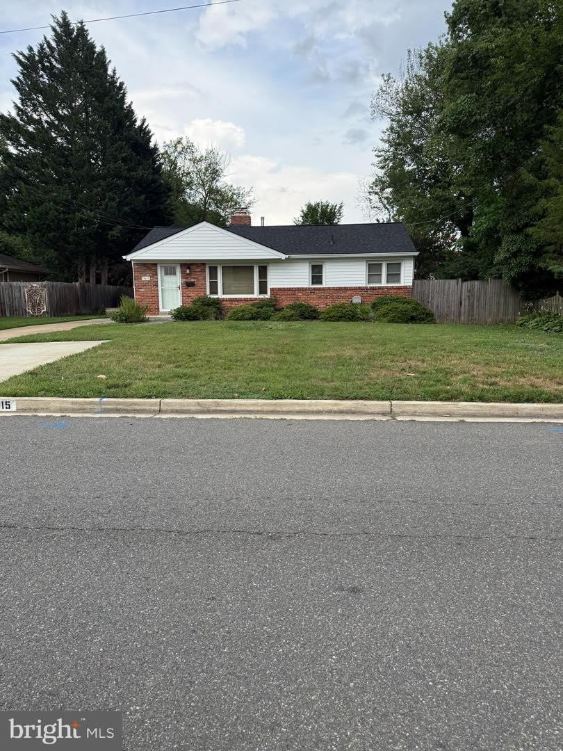 7915 Fairfax Rd – photo 1