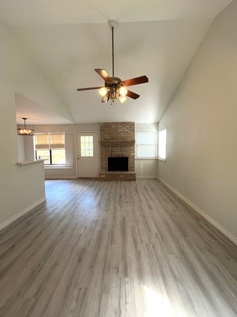 4415 Brushy Hill – photo 2