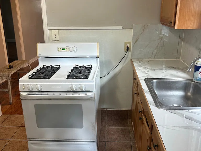 69 Euclid Ave – photo 4