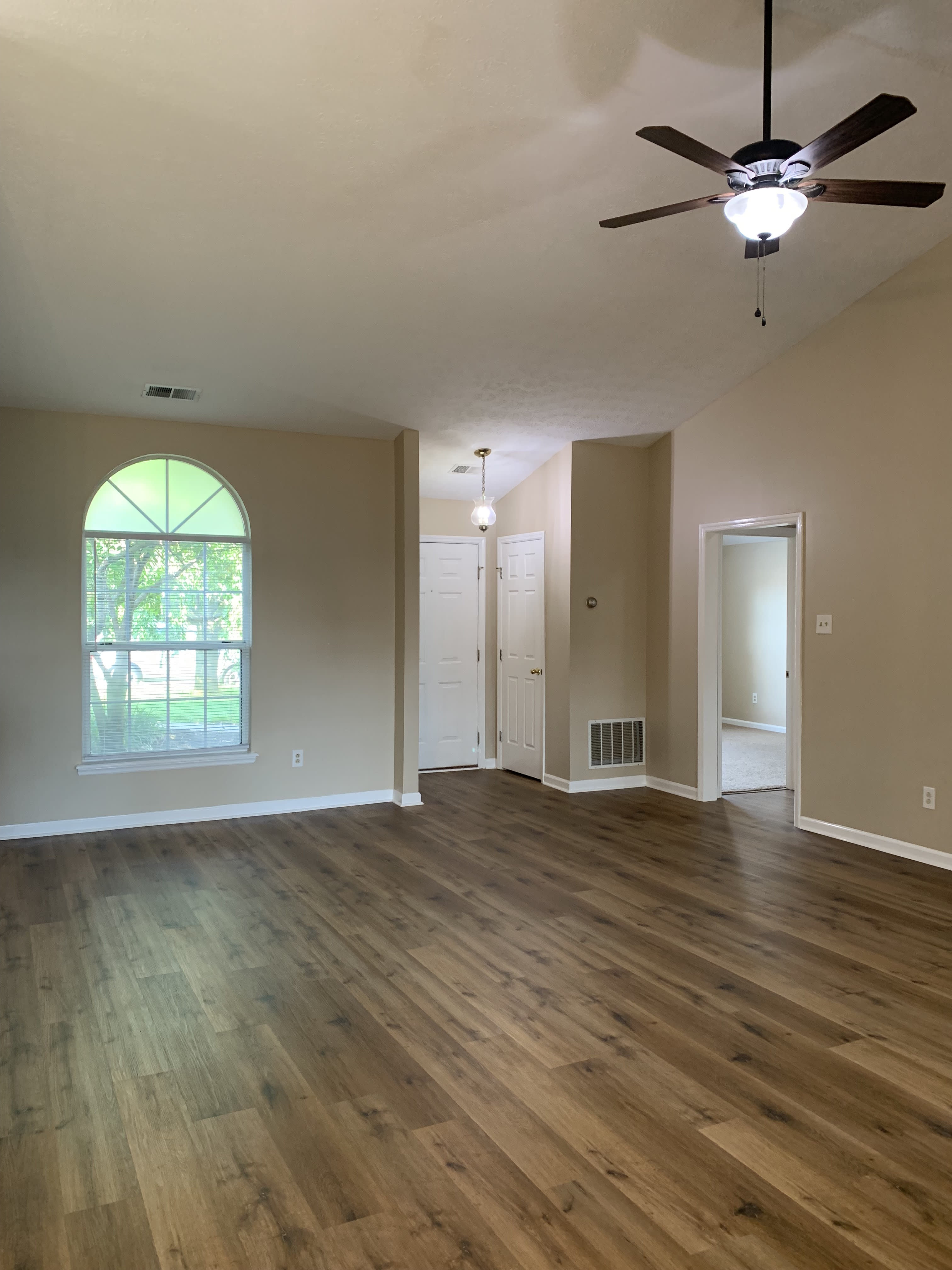 213 Copperfield Lane – photo 5