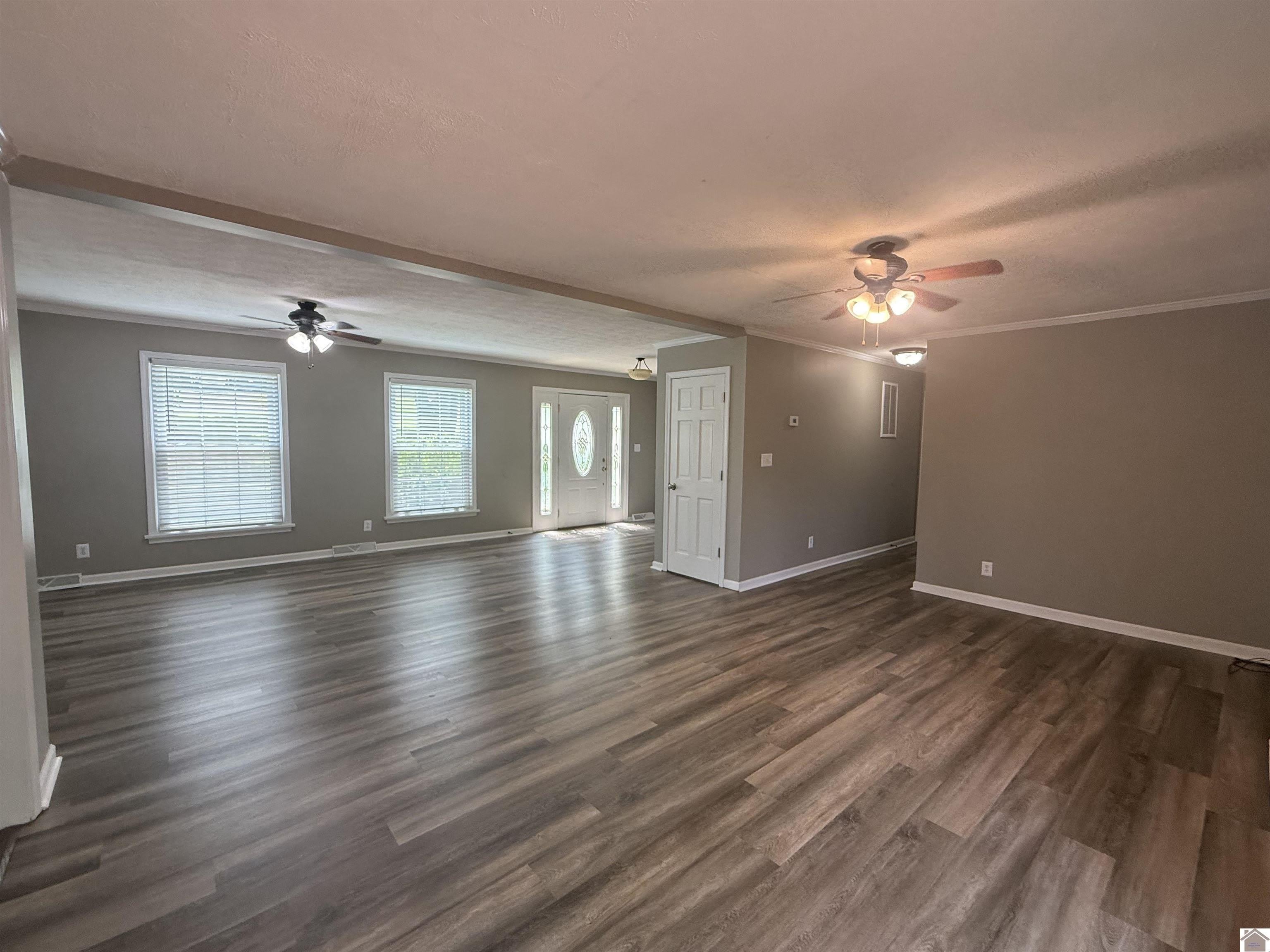 5935 Merrydale Dr – photo 4