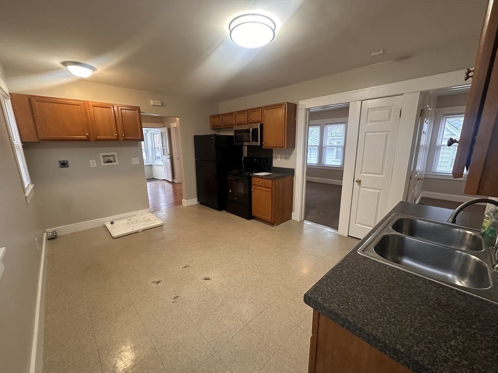 383 Newbury Street – photo 5