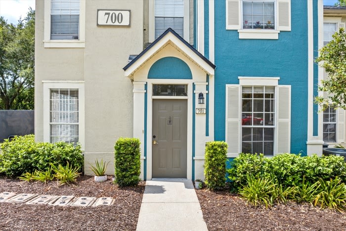 13700 Richmond Park Drive North – photo 3