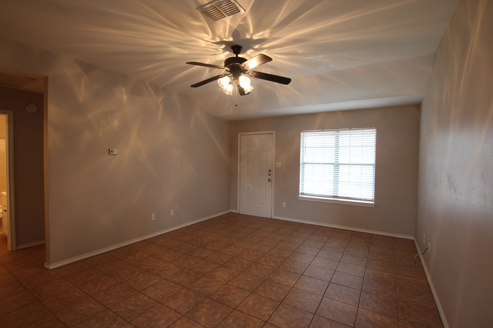 Coming Soon! 2 Bedroom Duplex in Lindale! – photo 3