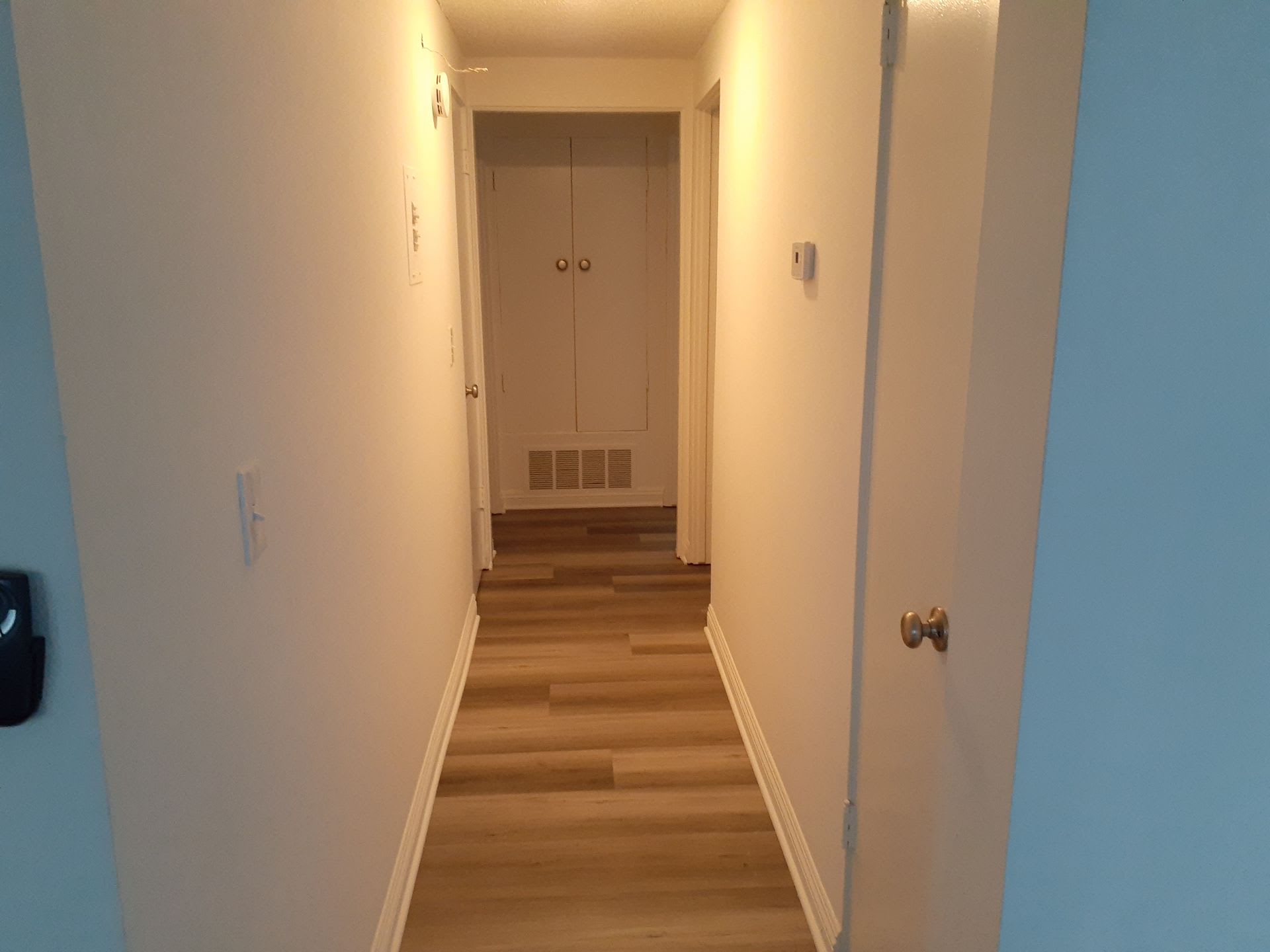 2 bedroom 1 bath for rent in Newport Beach – photo 4