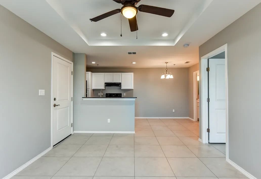 1205 N Mile 1 E 806 – photo 2